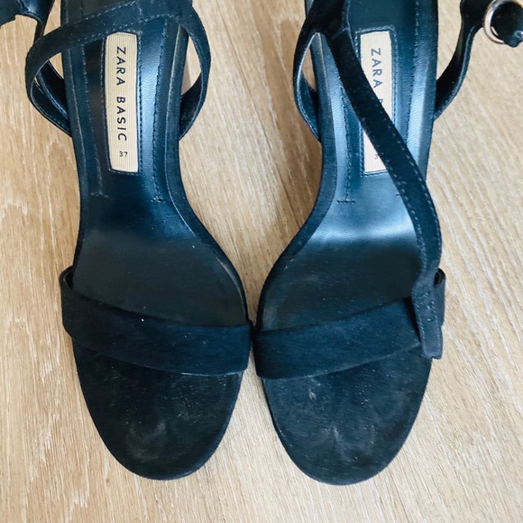 Zara suede heels with clear heel - Picture 9 of 10